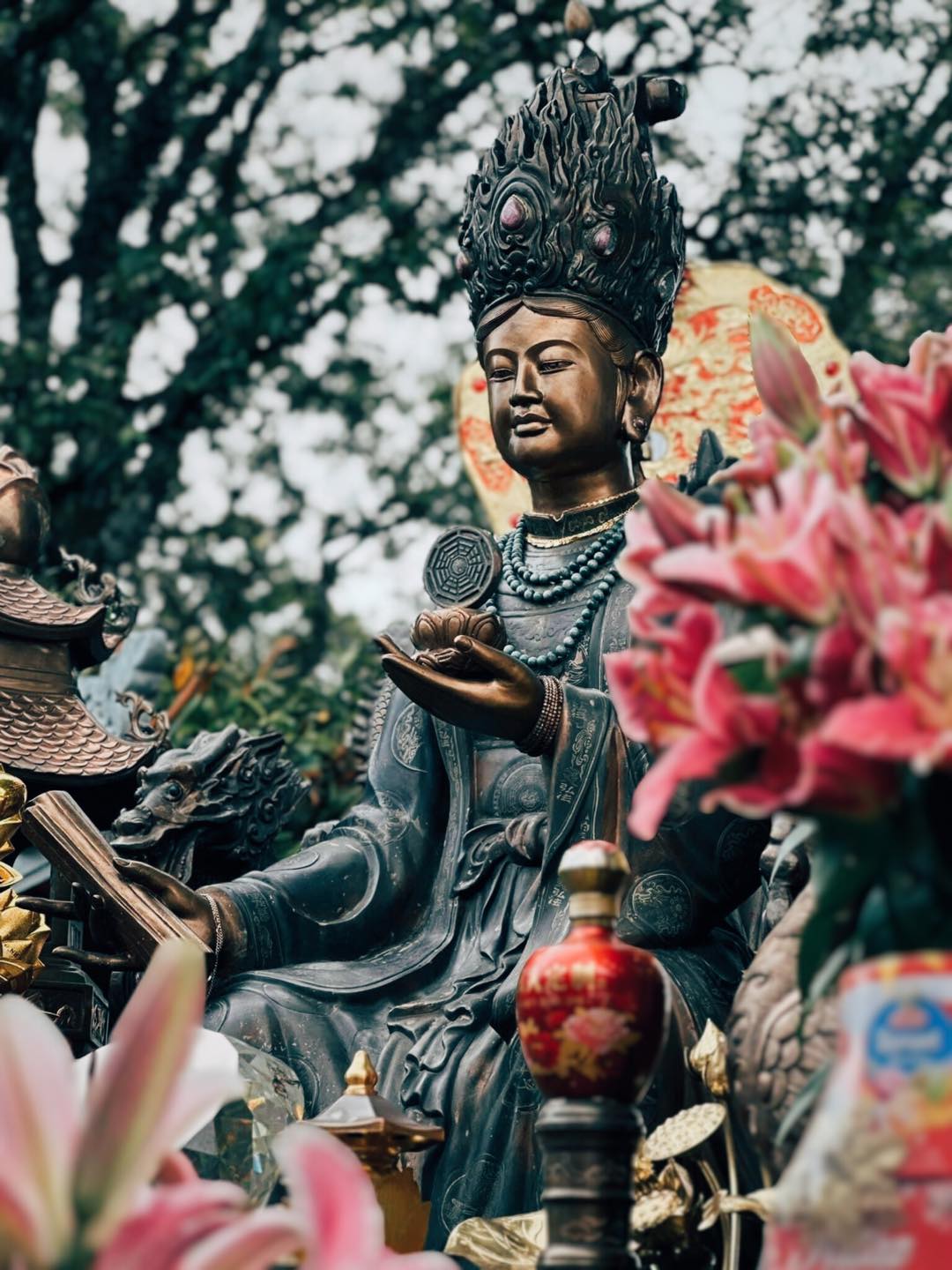 The Bronze Statue of the First Mother Goddess of Heaven on the Peak of Ba Vì