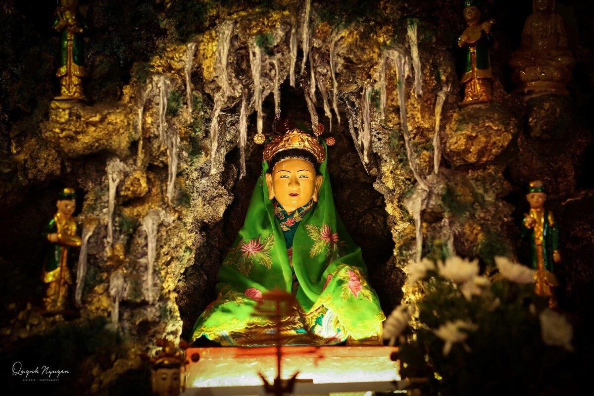 Bản Văn “Thống Lĩnh Khâm Sai Thánh Mẫu Văn” dâng Chầu Đệ Nhị Thượng Ngàn Khâm Sai